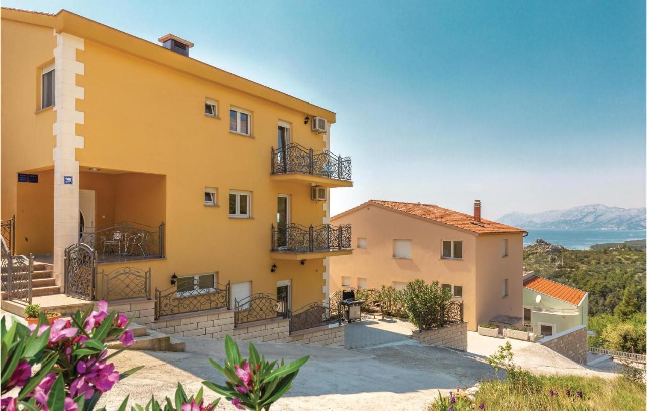 Amazing Apartment In Krvavica With Wifi Extérieur photo